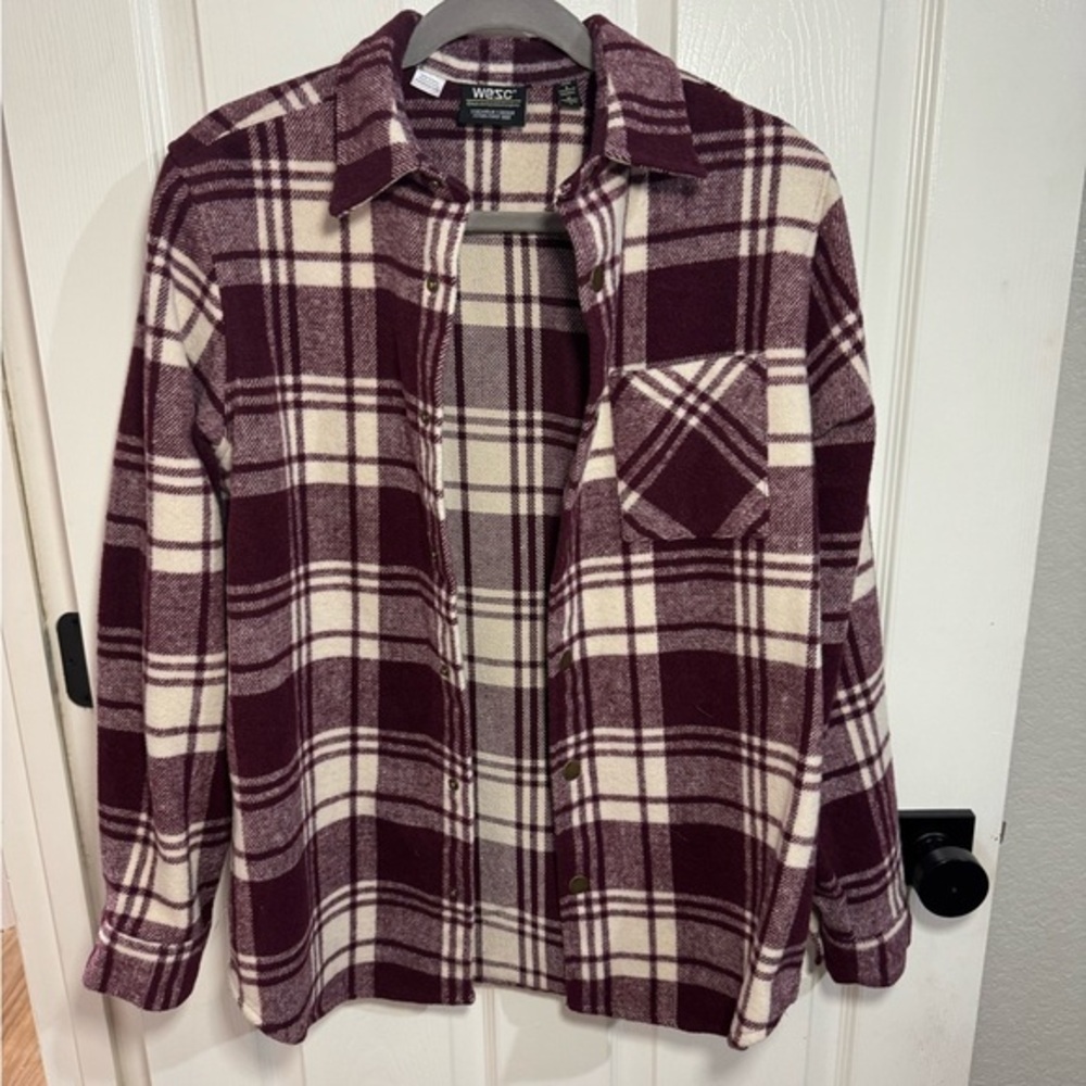 Wesc Heavy Flannel Jacket (Unisex)